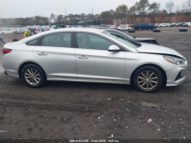 5NPE24AF5JH667144 Hyundai SONATA SE