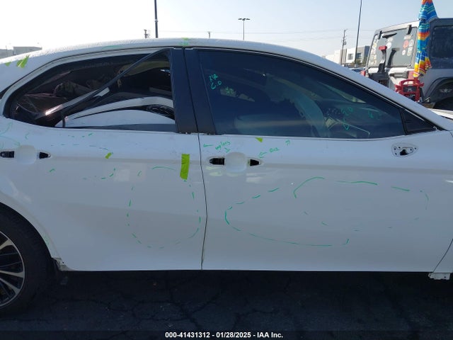 Toyota CAMRY SE 2018 JTNB11HK2J3038746 Image 14