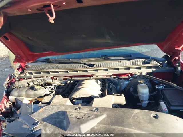 1GCVKREC0JZ177104 Chevrolet Silverado 1500 2lt