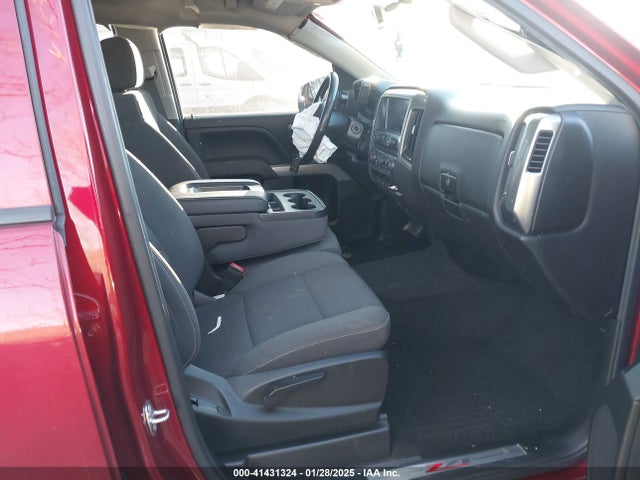 1GCVKREC0JZ177104 Chevrolet Silverado 1500 2lt