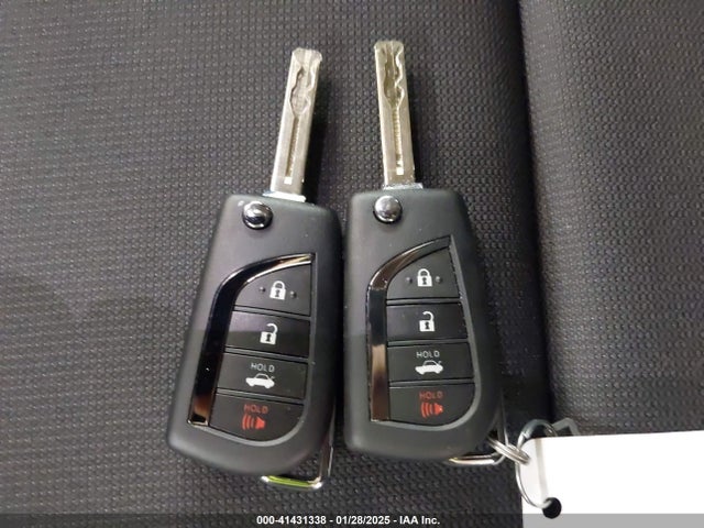 5YFB4MDE1RP225251 Toyota COROLLA LE