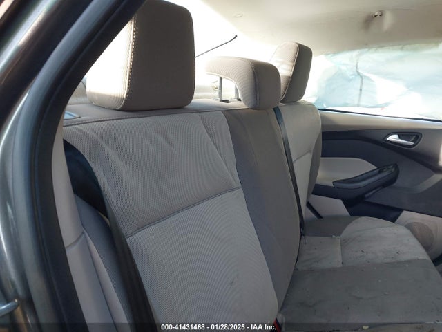 Ford FOCUS SE 2014 1FADP3F2XEL416429 Image 8