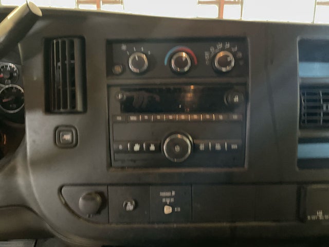 1GCWGAFF7G1264585 Chevrolet Express G2500