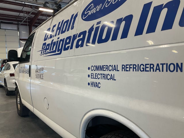 1GCWGAFF7G1264585 Chevrolet Express G2500