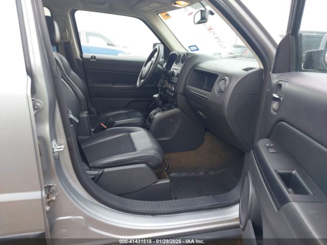 1C4NJPBA5GD642220 Jeep Patriot Sport Se