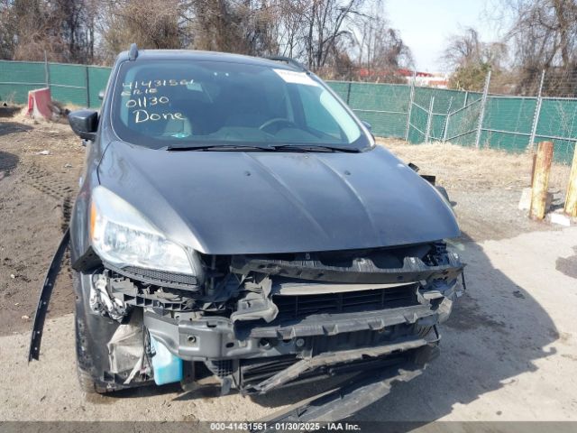 1FMCU9GX8FUB00370 Ford ESCAPE SE
