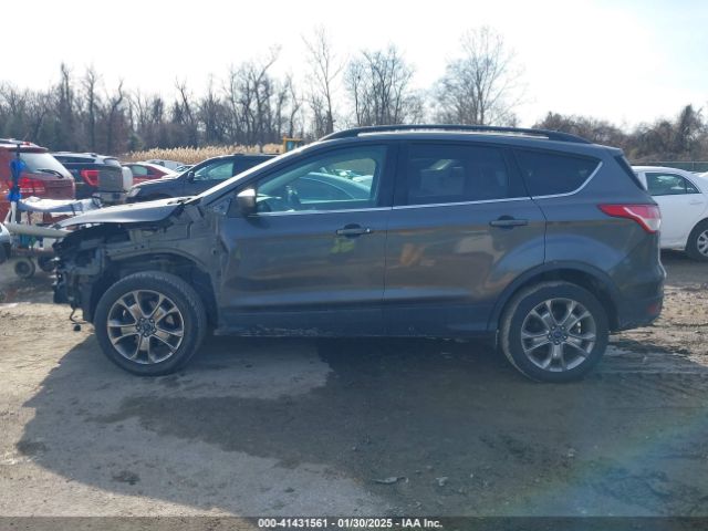 1FMCU9GX8FUB00370 Ford ESCAPE SE