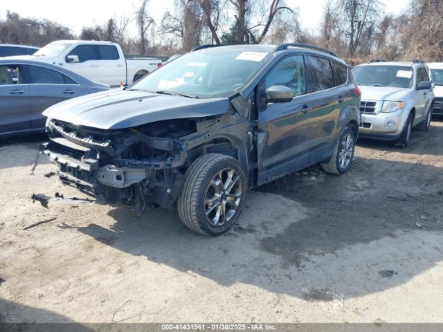1FMCU9GX8FUB00370 Ford ESCAPE SE