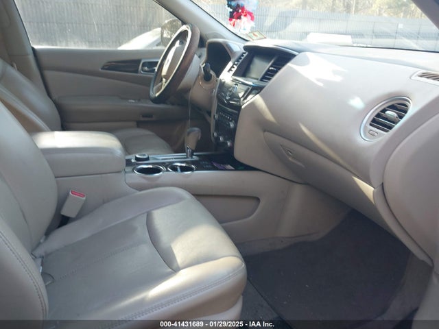 5N1AR2MM8EC712213 Nissan Pathfinder Sl