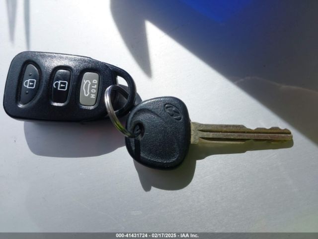 5NPDH4AE3GH686110 Hyundai ELANTRA SE
