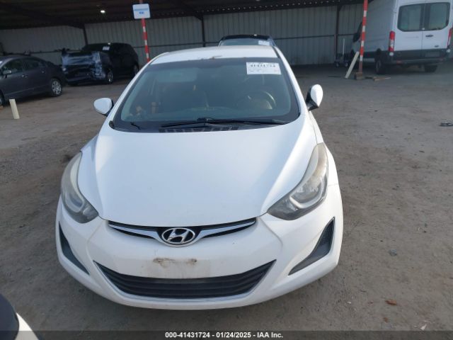 5NPDH4AE3GH686110 Hyundai ELANTRA SE