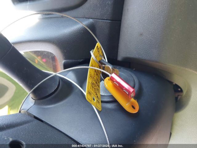 3N6CM0KNXKK698782 Nissan Nv200 S