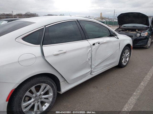 1C3CCCAB9FN535723 Chrysler 200 Limited