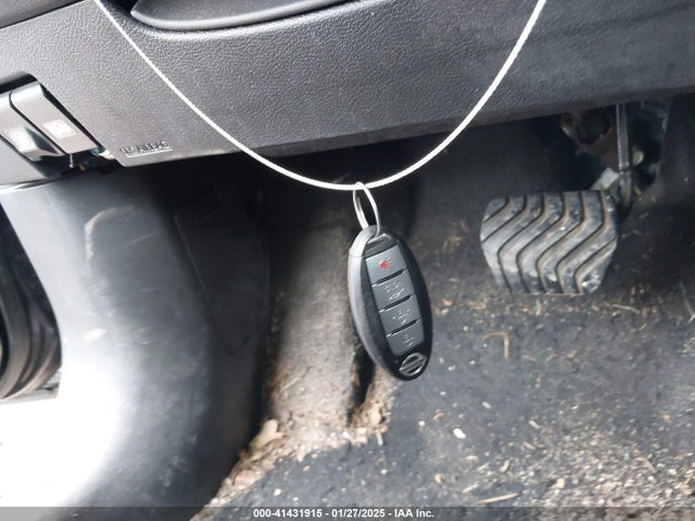 3N1CN8EV5LL844143 Nissan Versa Sv Xtronic Cvt