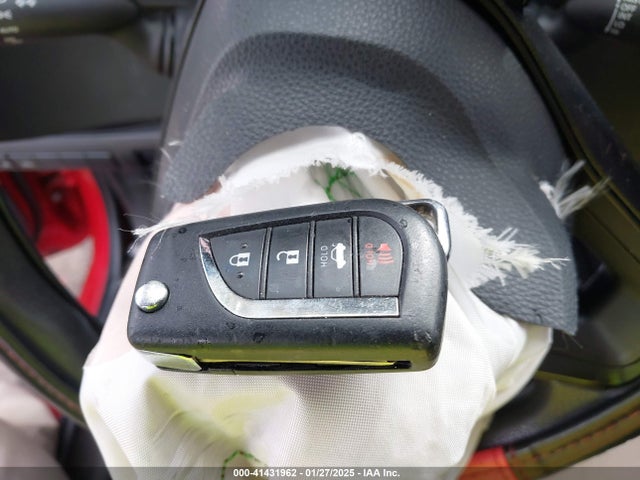 Toyota COROLLA LE 2021 JTDEPMAE9MJ125324 Image 11