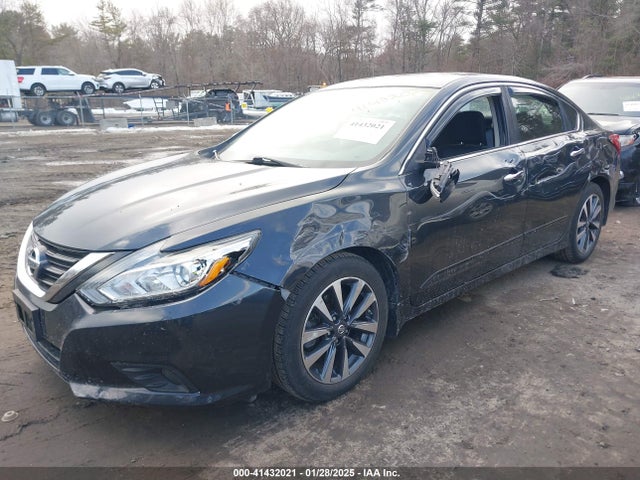 Nissan Altima 2.5 Sv 2017 1N4AL3AP5HC167639 Image 2