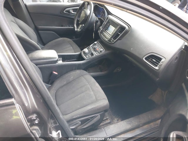 Chrysler 200 Limited 2015 1C3CCCAB5FN758681 Image 5