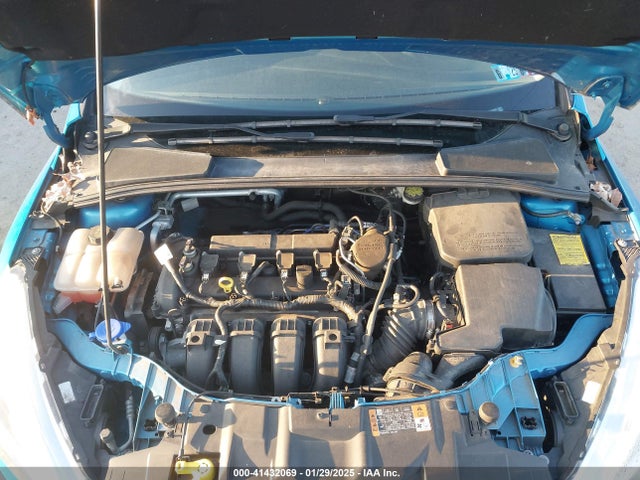 Ford FOCUS SE 2016 1FADP3F29GL240802 Image 10