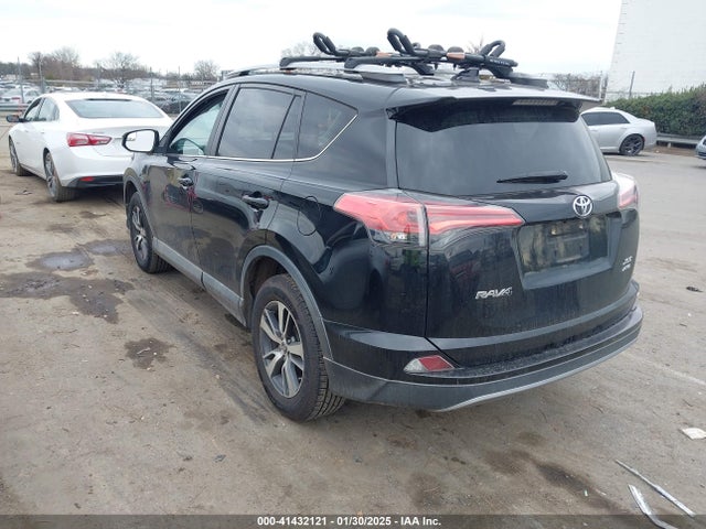 Toyota Rav4 Xle 2017 2T3RFREV9HW647390 Image 3