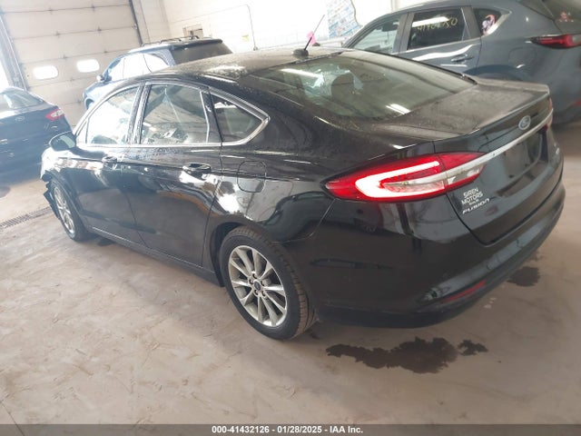 41432126 :رقم المزاد ، 3FA6P0HD9HR179654 vin ، 2017 Ford Fusion Se مزاد بيع