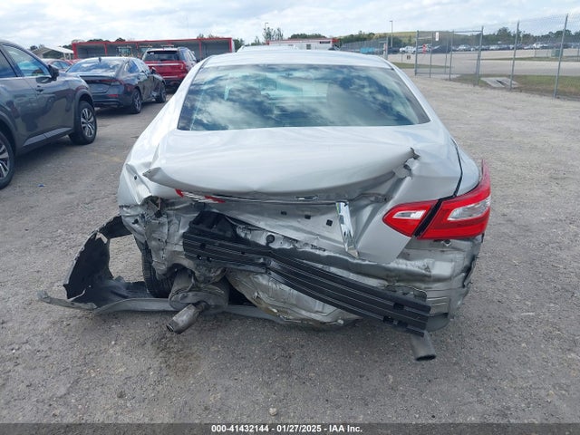 Nissan Altima 2.5 S 2016 1N4AL3AP7GC258538 Image 17