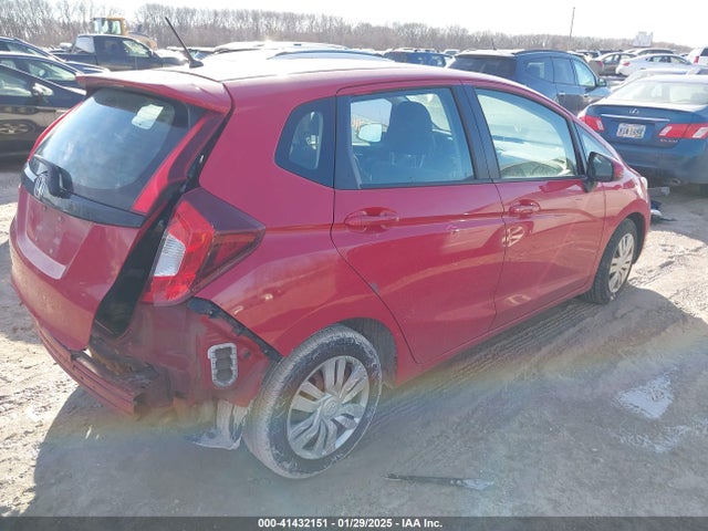 Honda FIT LX 2015 3HGGK5H51FM744509 Image 4