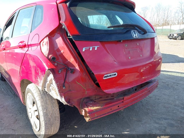 Honda FIT LX 2015 3HGGK5H51FM744509 Image 6