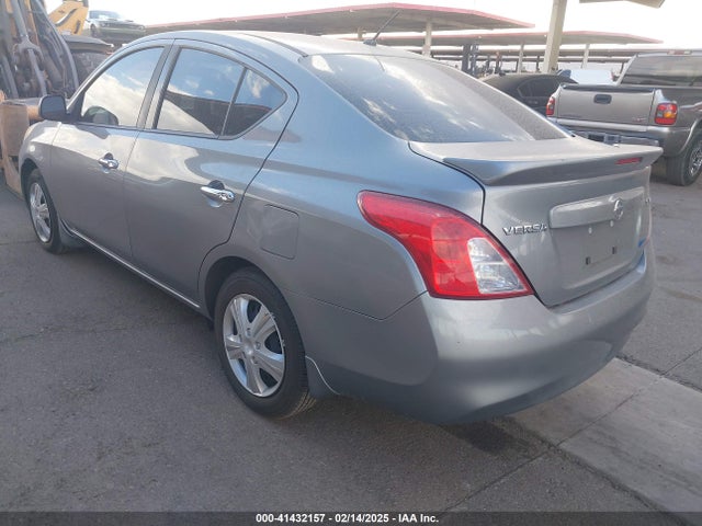 Nissan Versa 1.6 Sv 2014 3N1CN7AP2EL818037 Image 3