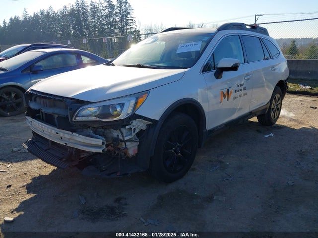 Subaru Outback 2.5i Premium 2015 4S4BSAHC7F3317428 Image 2