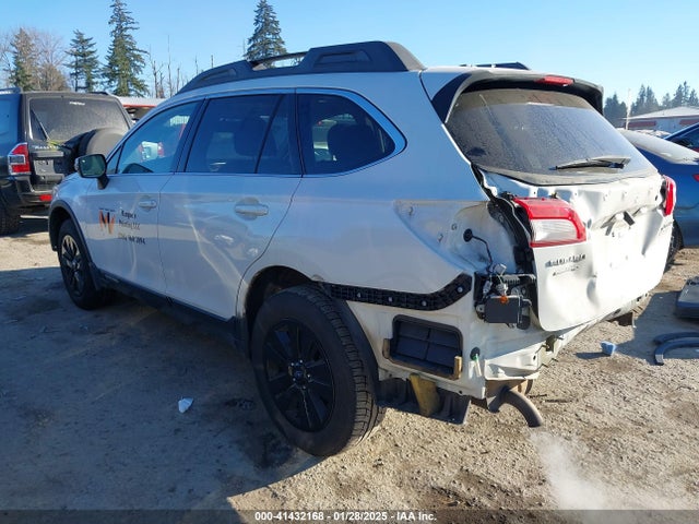 Subaru Outback 2.5i Premium 2015 4S4BSAHC7F3317428 Image 3