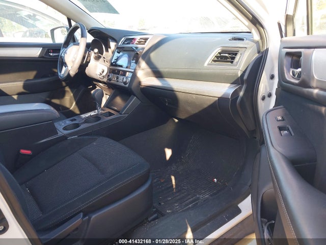Subaru Outback 2.5i Premium 2015 4S4BSAHC7F3317428 Image 5