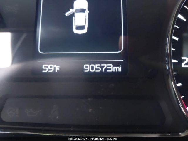 3KPFL4A7XJE187602 KIA FORTE S
