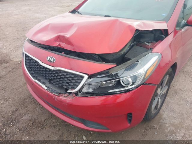 3KPFL4A7XJE187602 KIA FORTE S