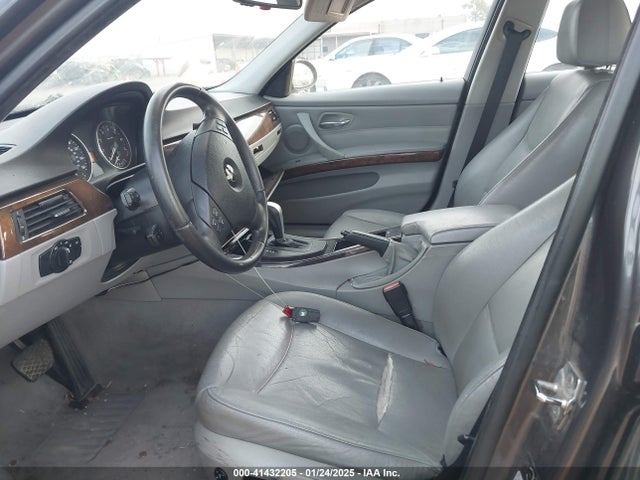 2007 Bmw 328i მანქანა იყიდება აუქციონზე, vin: WBAVC53557FZ73011, აუქციონის ნომერი: 41432205