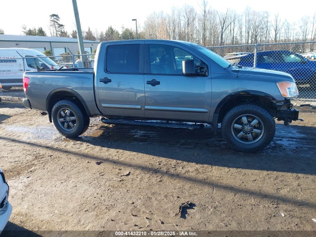 Nissan Titan Pro-4x 2014 1N6AA0EC0EN506620 Image 14