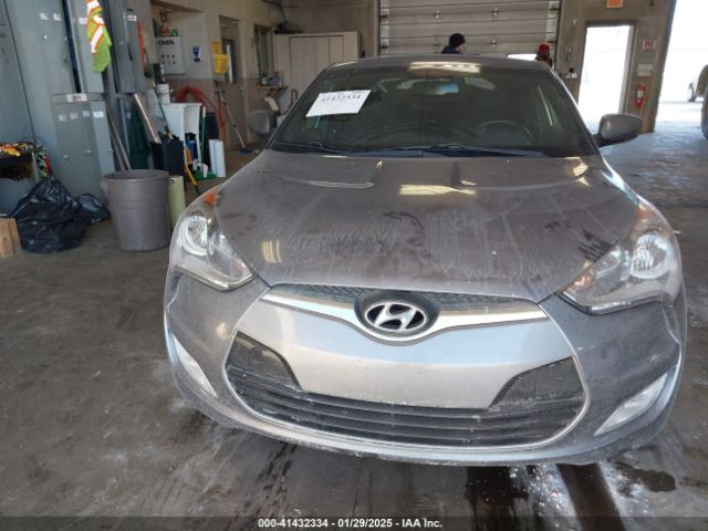 KMHTC6AD7HU321025 Hyundai Veloster Value Edition