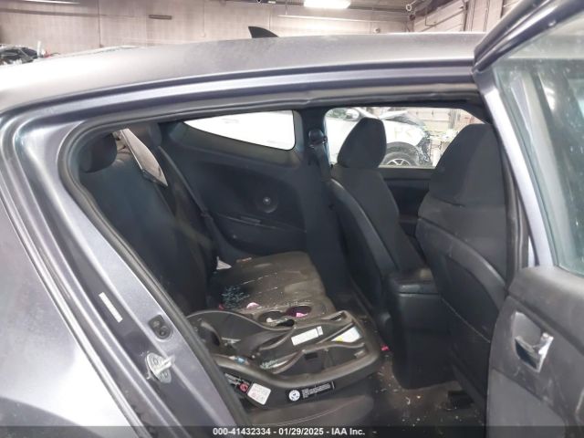 KMHTC6AD7HU321025 Hyundai Veloster Value Edition