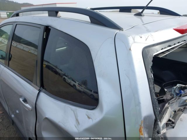 JF2SJAEC8EH450679 Subaru Forester 2.5i Premium