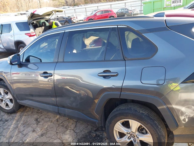 2T3W1RFV1LC071157 Toyota Rav4 Xle