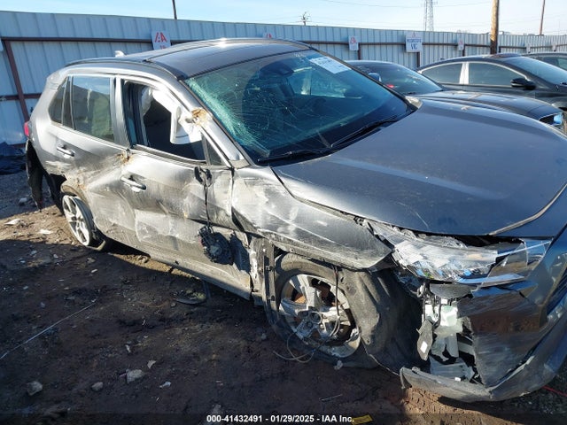 2T3W1RFV1LC071157 Toyota Rav4 Xle