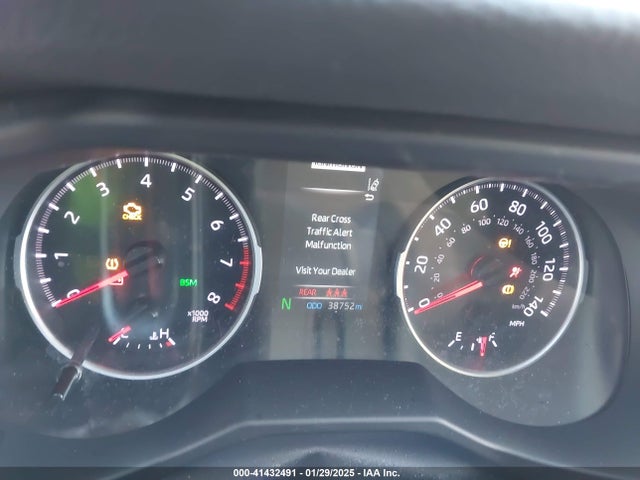 2T3W1RFV1LC071157 Toyota Rav4 Xle