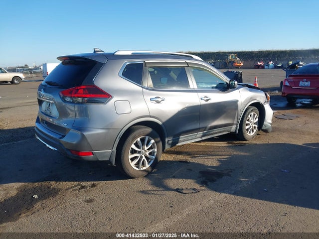 Nissan ROGUE SV 2018 KNMAT2MT0JP608489 Image 4
