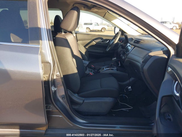 Nissan ROGUE SV 2018 KNMAT2MT0JP608489 Image 5