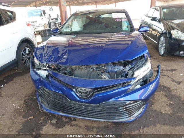 4T1B11HK6JU596657 Toyota CAMRY LE