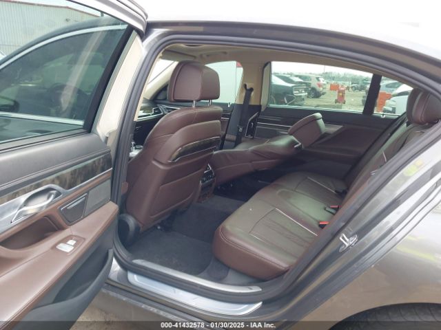 WBA7E2C54HG740170 BMW 740I