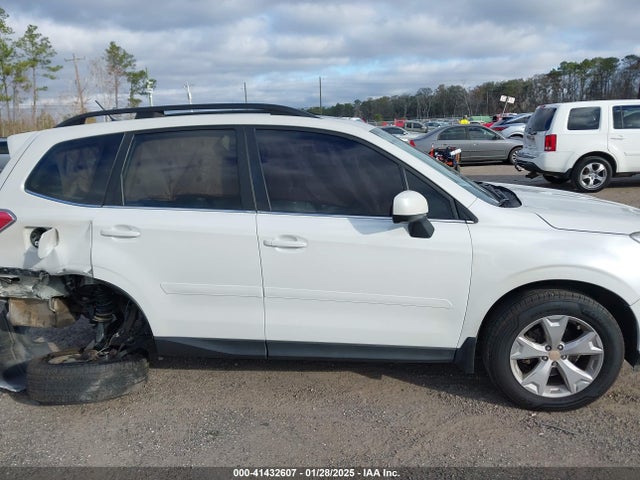 Subaru Forester 2.5i Limited 2015 JF2SJARC4FH817590 Image 13