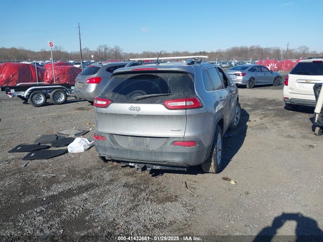 1C4PJLCB9GW212638 Jeep Cherokee Latitude