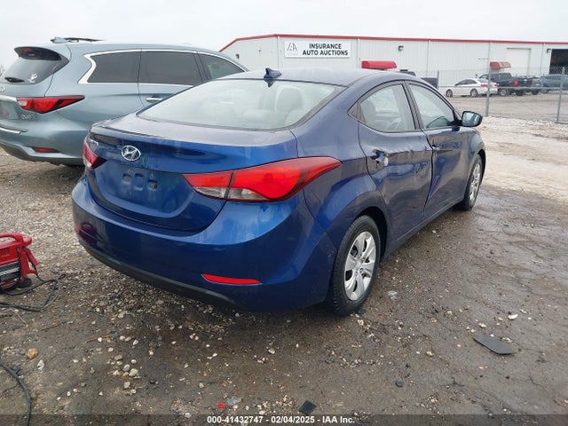Hyundai ELANTRA SE 2016 5NPDH4AE5GH673942 Image 4