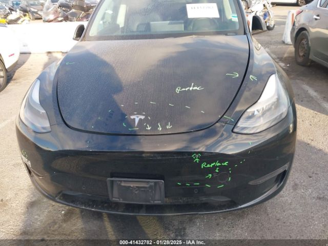 7SAYGDEF5NF407763 Tesla Model Y Performance Dual Motor All-wheel Drive