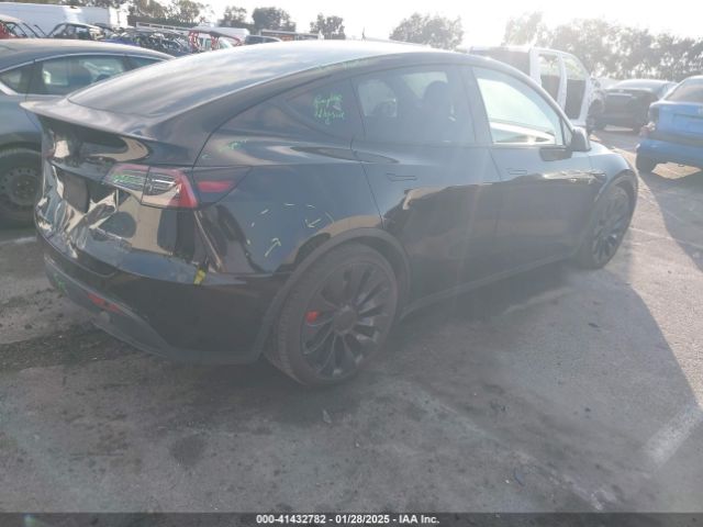 7SAYGDEF5NF407763 Tesla Model Y Performance Dual Motor All-wheel Drive